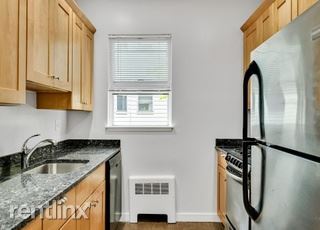 Primary Photo - 1 br, 1 bath House - 16 Upland Rd Apt 3