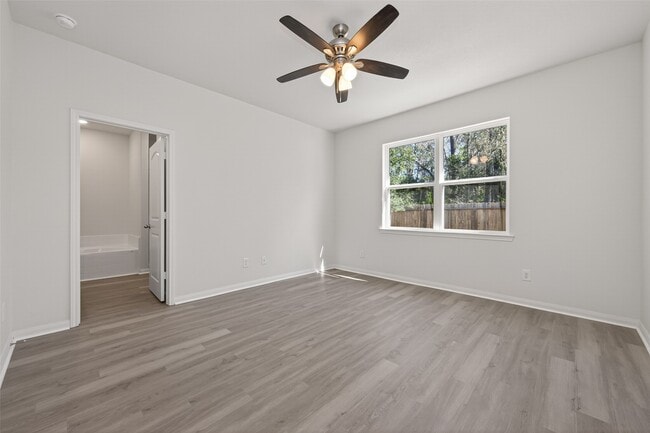 Building Photo - 10623 Lost aples Dr