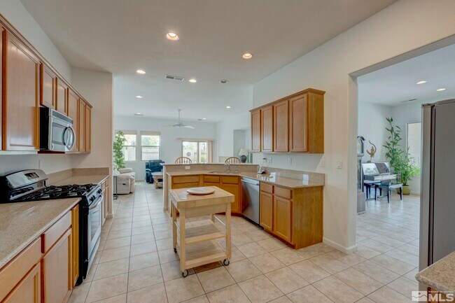 Building Photo - 4758 Soave St