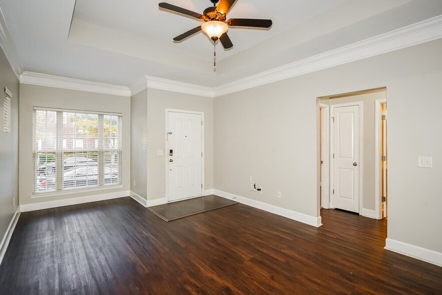 Building Photo - 2004 Avery Park Drive