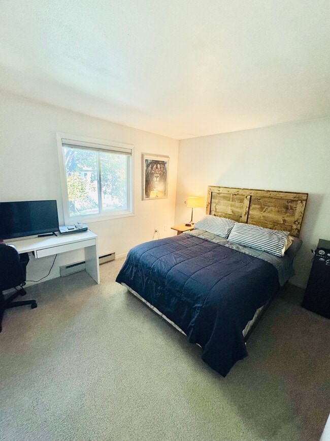 Building Photo - 11495 Armada Dr