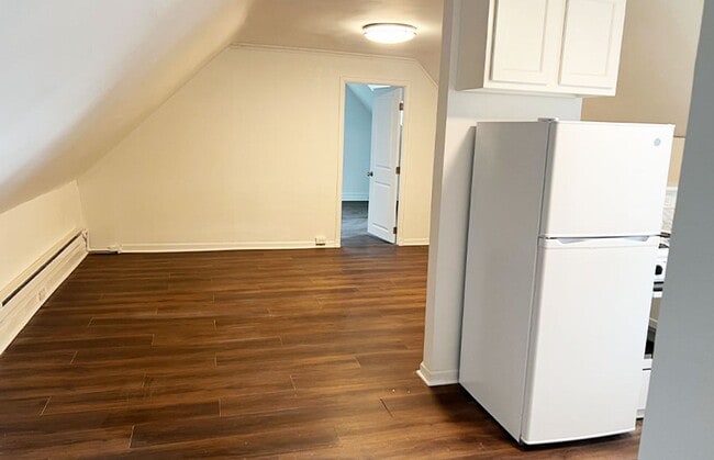 Building Photo - 2309 Clifton Ave