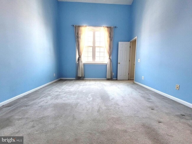 Building Photo - 6012 Ricketts Walk