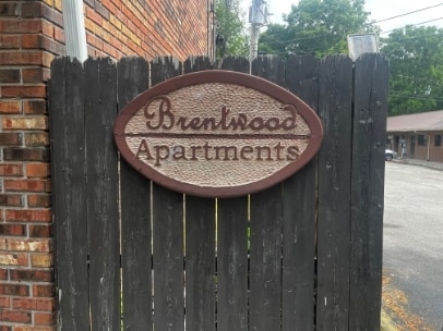 Primary Photo - 914 Sparta Dr