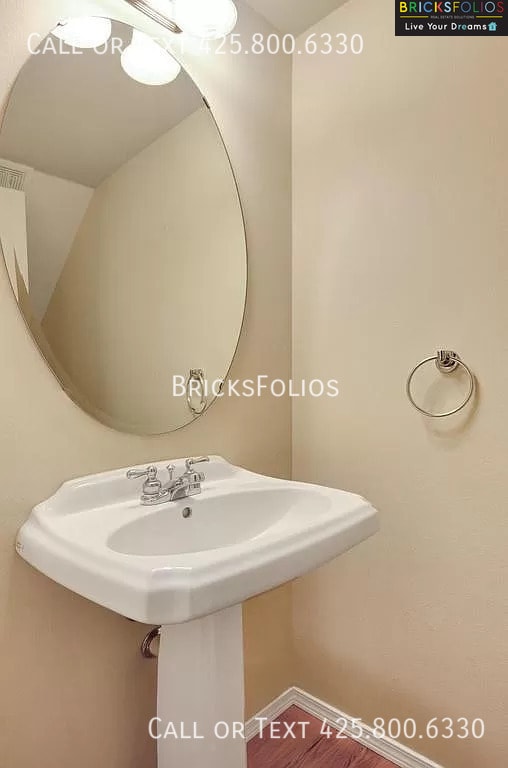 Building Photo - 22581 NE 96th St