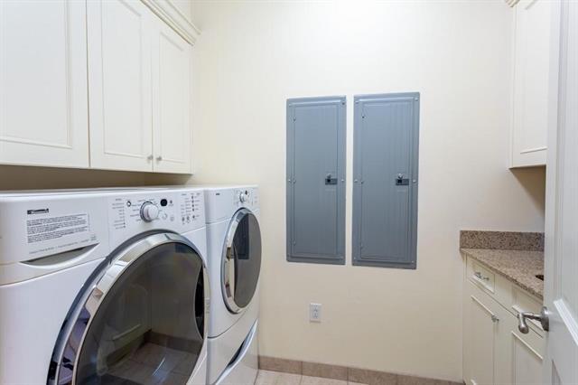 Building Photo - 2525 N Pearl St