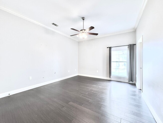 Building Photo - Luxury 4BR/3BA Home on Golf Course in Pelican Point – Resort-Style Living!