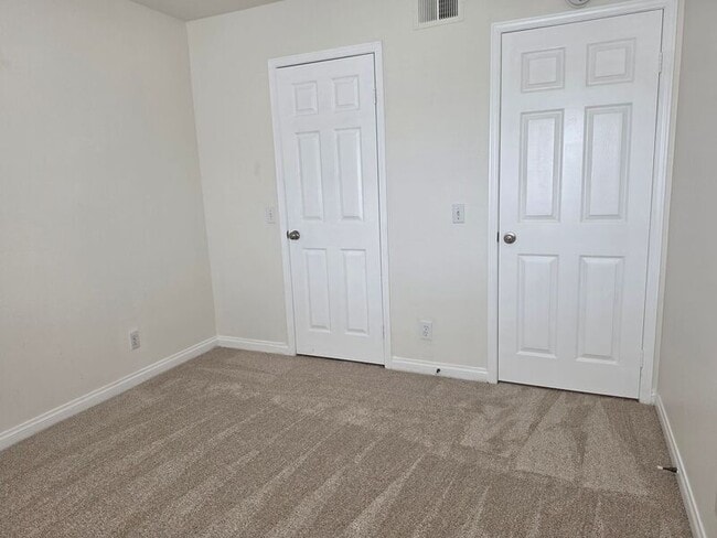 Building Photo - 27875 Avenida Armijo