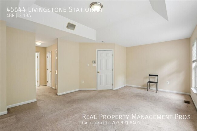 Building Photo - 45644 Livingstone Station St