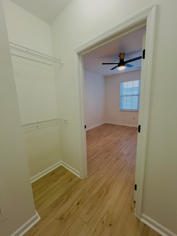 Building Photo - 12925 Centre Park Cir