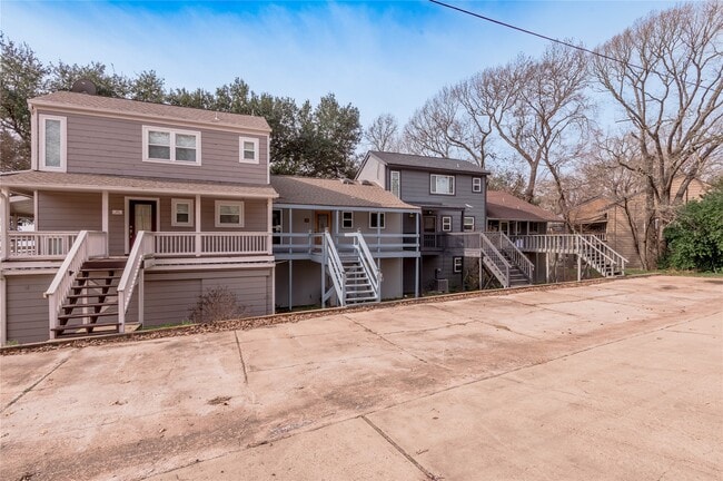 Building Photo - 356 Peach Is Rd