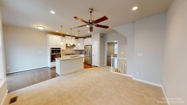 Building Photo - 2794 Ashcombe Dr.