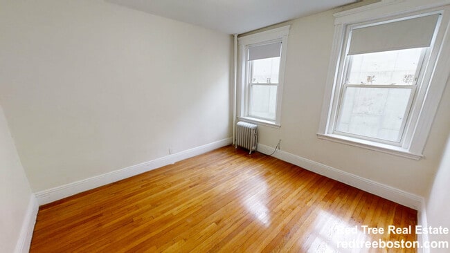 Building Photo - 1191 Boylston St
