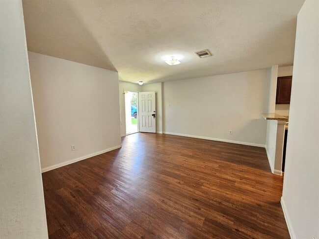 Building Photo - 6014 Brenwood Trails Ln