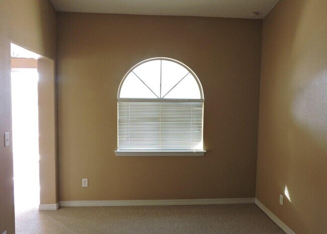 Building Photo - 3100 Tierra Mina Dr