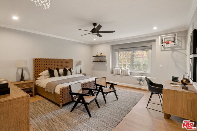 Building Photo - 280 Homewood Rd