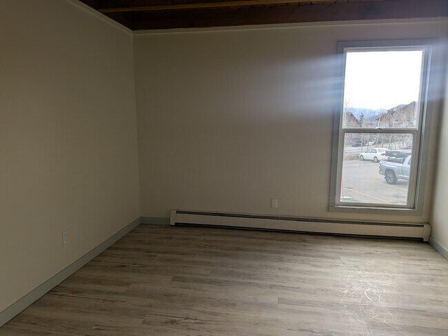 Building Photo - 8100 Ryan Gulch Rd