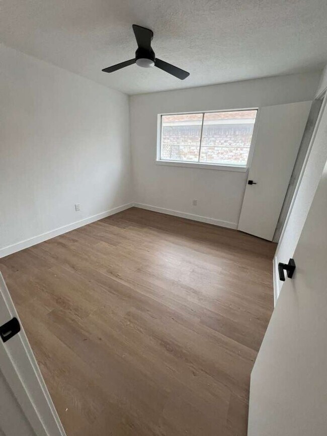 Building Photo - BEAUTIFUL HOME IN HOUSTON. MOVE IN READY!.