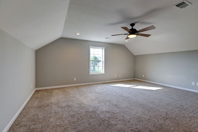 Building Photo - 1008 Meadowview Ln