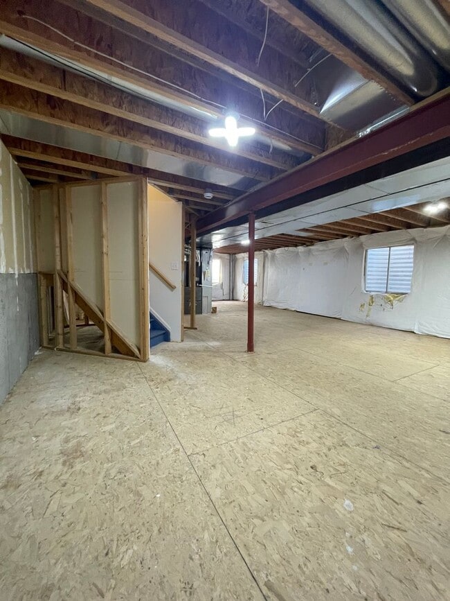 Building Photo - 2965 E 109th Ave