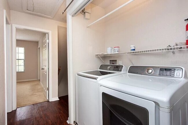 Building Photo - 1804 Brigadoon Dr