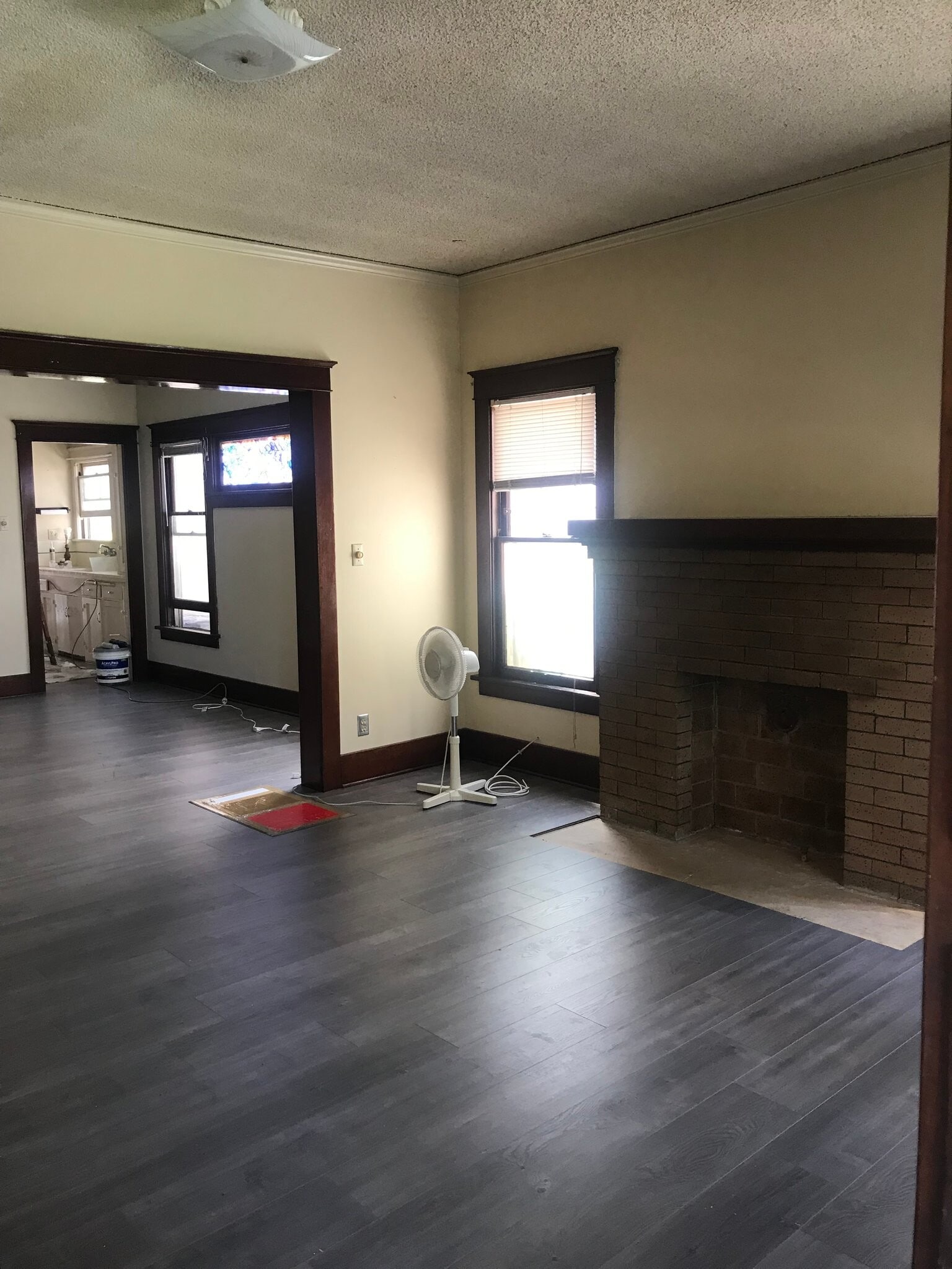 Building Photo - 429 N Garfield Ave