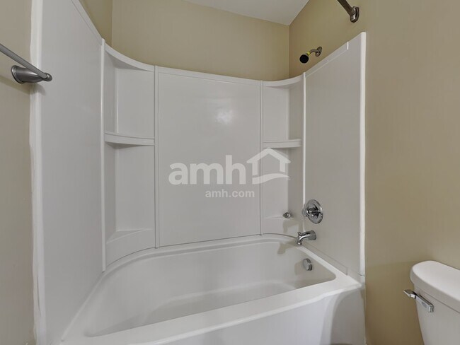 Building Photo - 42 Sand Valley Ct