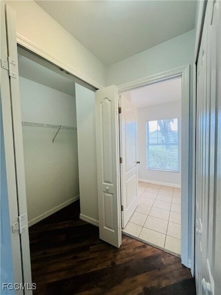 Building Photo - 313 NE 30th St