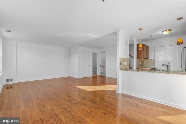 Primary Photo - 1725 Fitzwater St