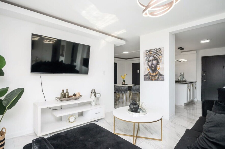 Building Photo - 215 Piedmont Ave NE