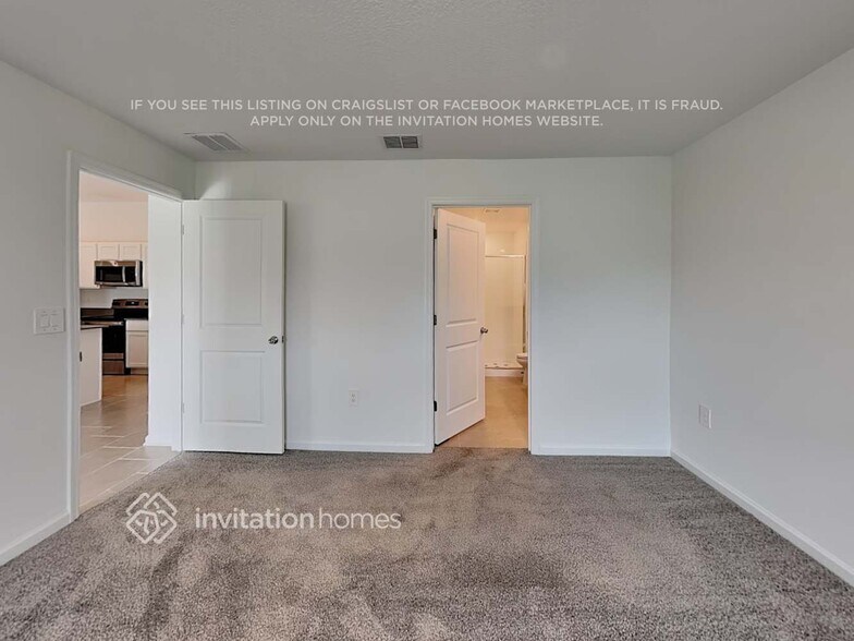 Building Photo - 4024 Tug Hl Ln