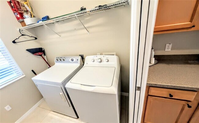 Building Photo - 3880 82nd Ave Cir E