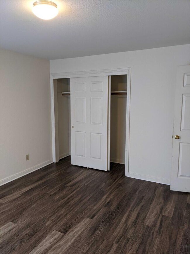 Building Photo - 3 bedroom in San Francisco CA 94117