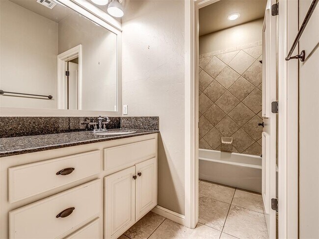 Building Photo - 16208 Muirfield Pl