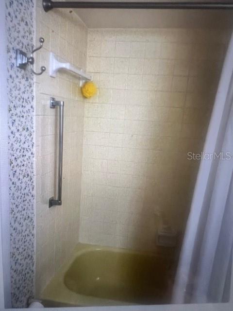 Building Photo - 5750 80th St N