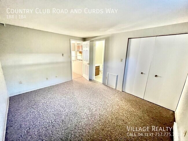 Building Photo - 613 Country Club Rd