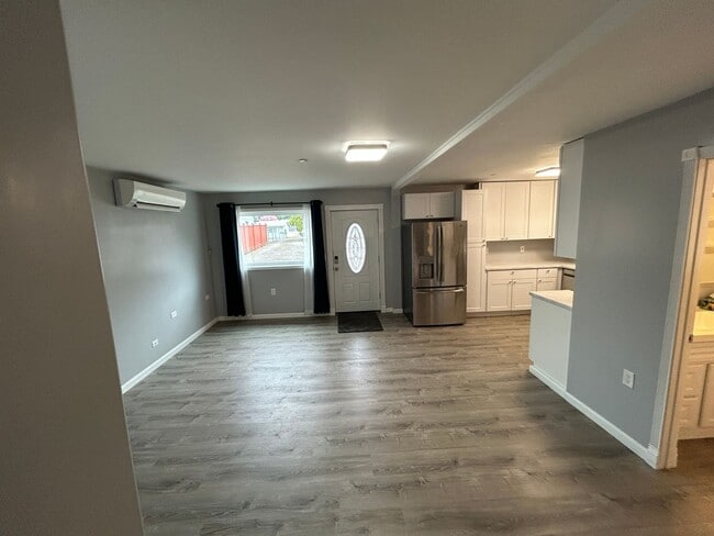 Building Photo - 2B/1 BA House in Lakeland North neighborhood of Auburn, $2,100/mo.