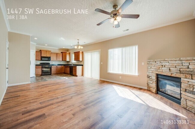 Building Photo - 1447 SW Sagebrush Ln