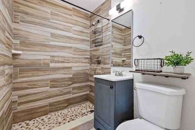 Building Photo - 93 East Ct