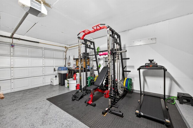 Building Photo - 14310 Royal Hill Dr