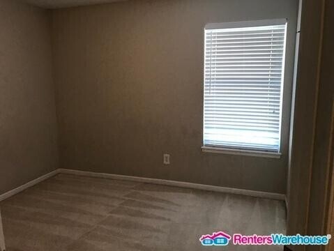 Building Photo - 4 Bedroom/ 2.5 Bath Home in Gardner