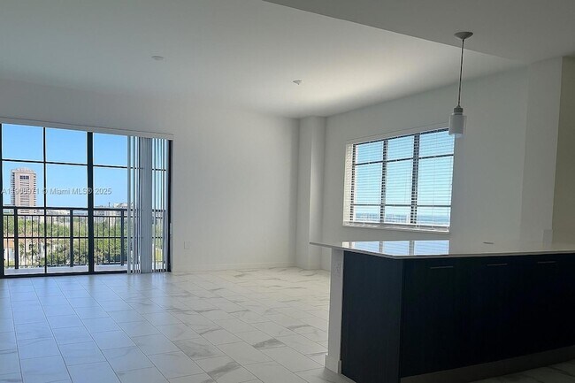 Building Photo - 101 E Camino Real