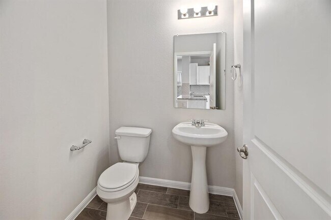 Building Photo - 17212 Adoro Dr
