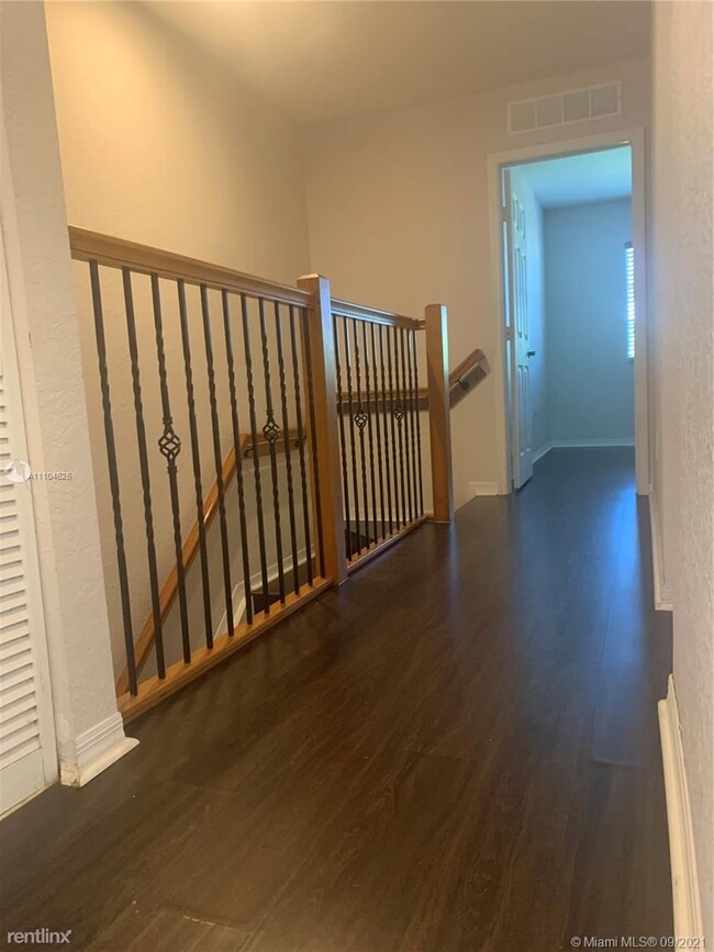 Primary Photo - 3 br, 2.5 bath Townhome - 12430 SW 50th St...