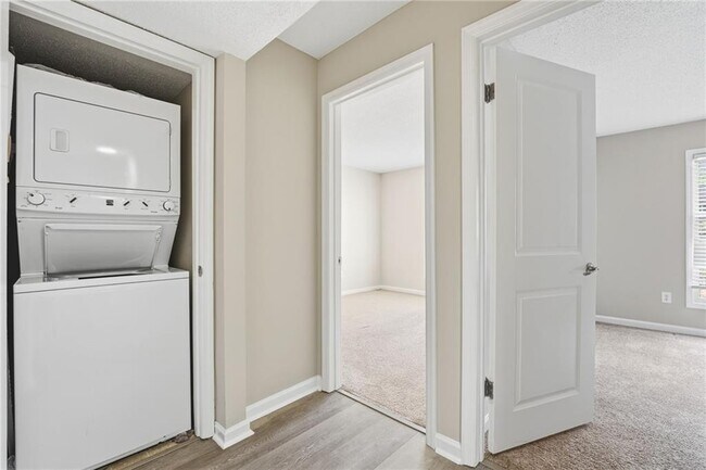 Building Photo - 3650 Ashford Dunwoody Rd NE