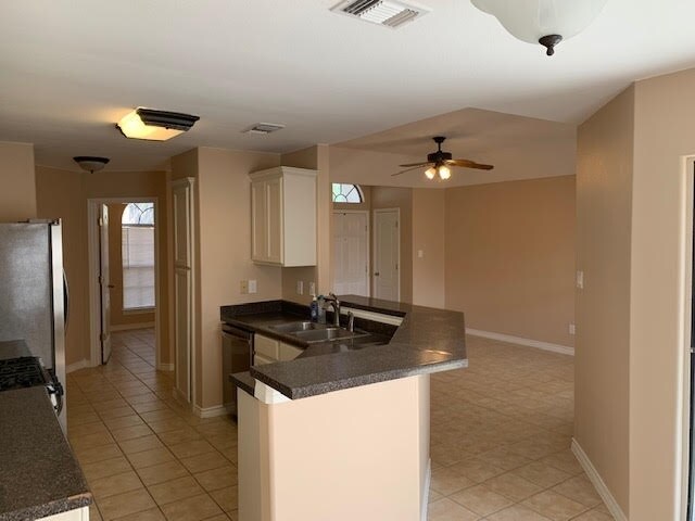 Building Photo - 405 Cinnamon Teal Loop