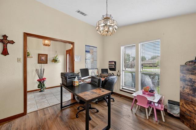 Building Photo - 3921 Timberidge Dr