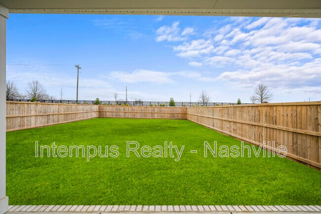 Building Photo - 704 Conifer Dr