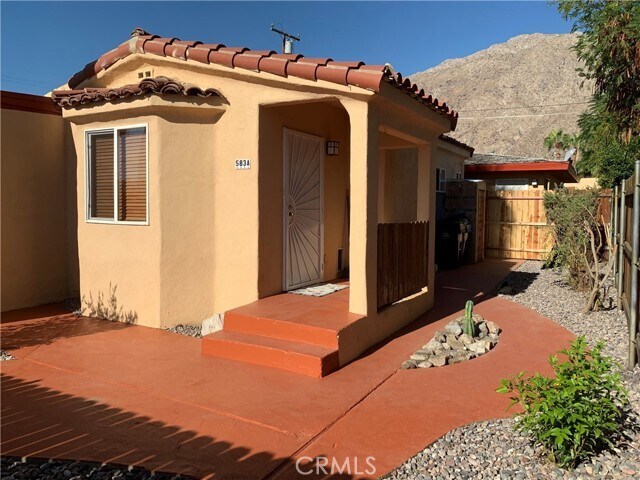 Primary Photo - 583 Calle Abronia S