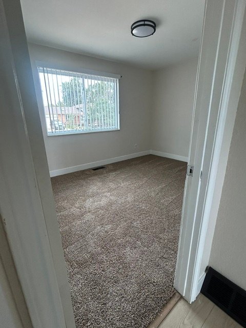 Building Photo - 7257 Sioux Cir S